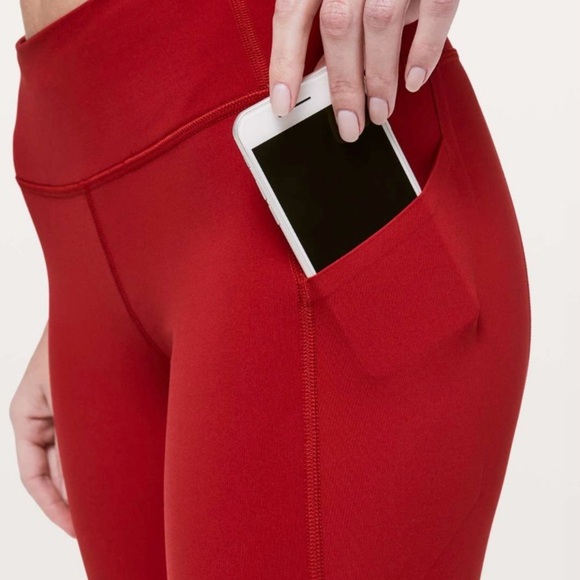 Lululemon Women’s Pace Rival Crop 22" Four-Way Stretch Leggings in Dark Red, 8 - Picture 3 of 14